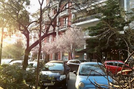 Blue City Center Boutique Apartment Солун Екстериор снимка