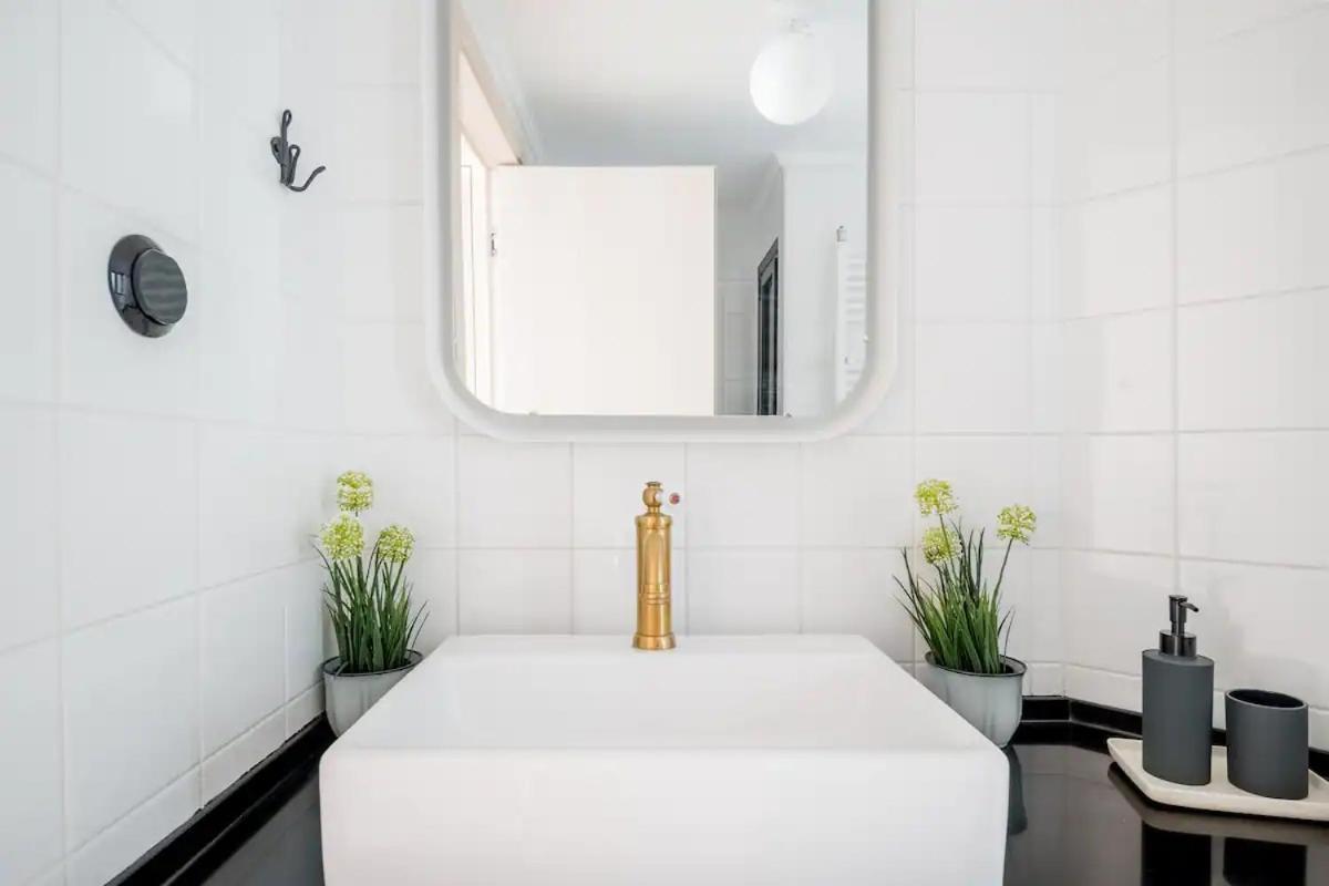 Blue City Center Boutique Apartment Солун Екстериор снимка